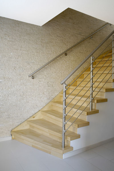 Treppenrenovierung Beton- und Holztreppen mit LUXHOLM